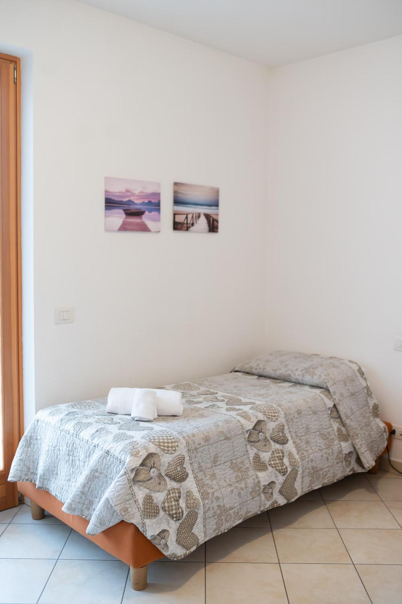 Terrazza Baciata Dal Sole Apartment Лацизе Екстериор снимка