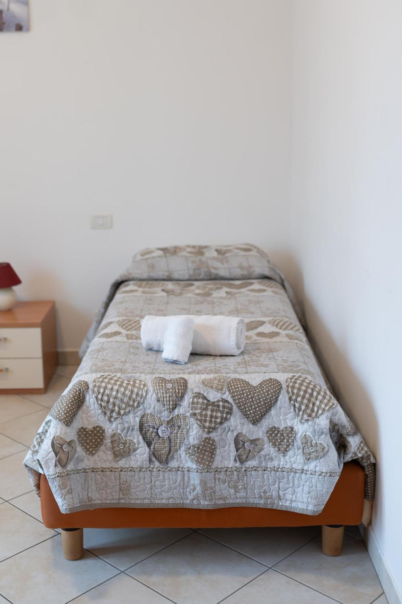 Terrazza Baciata Dal Sole Apartment Лацизе Екстериор снимка